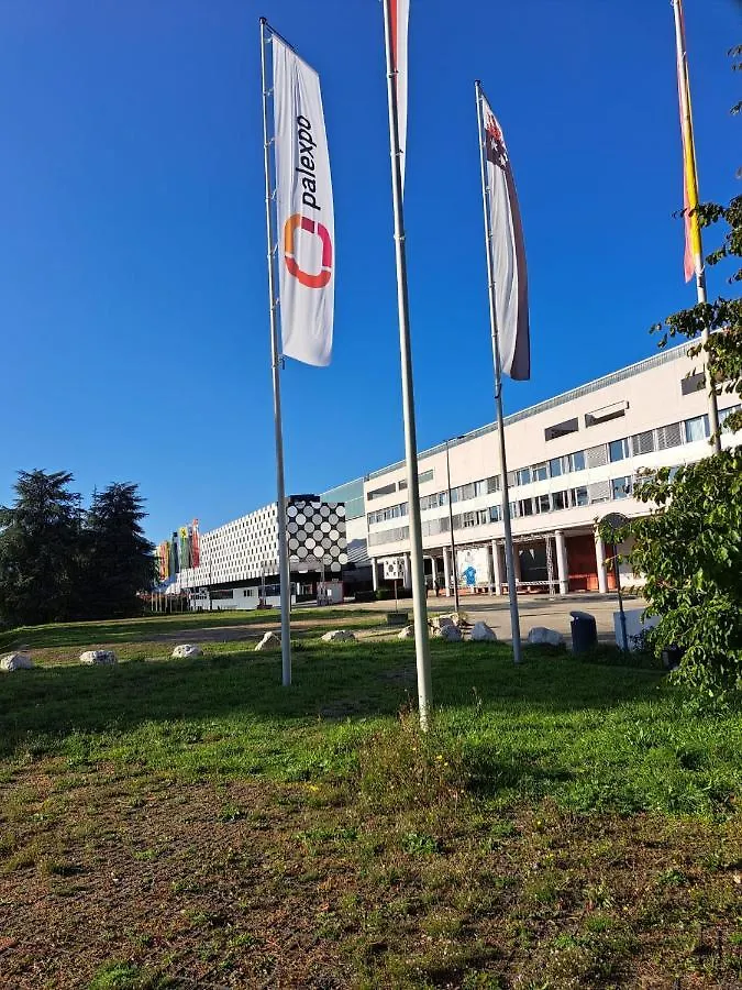 Chambre Chez Habitant Pres Aeroport - Palexpo - Onu De Geneve Lejlighed Privat bolig